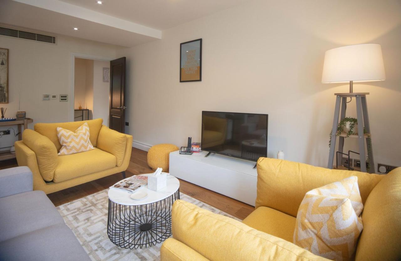 Kensington High Street One Bed Appartamento *
